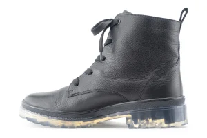 Ara Dover Black