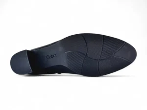 55.692 Black