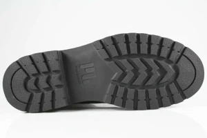04.01 Black Goretex