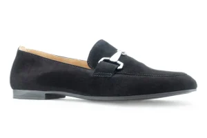 25.211 - Black Suede